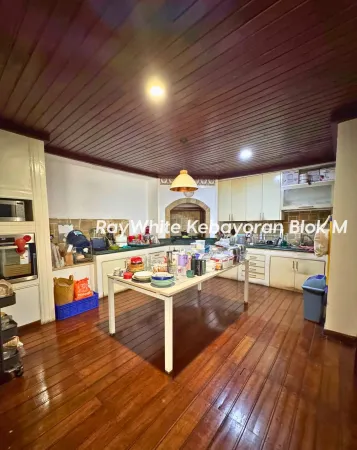 Property Cinere 5 ~blog/2025/10/15/djual_rumah_cantik_modern_mediteranian_area_exclusive_villa_cinere_mas_tangerang_selatanakse_6