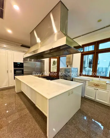 Property Mega Kuningan 3 ~blog/2025/5/14/dijual_ruumah_mewah_siap_huni_dengan_lokasi_sangat_strategis_mega_kuningan__jakarta_selatanluas_tanah_1200_m_luas_bangunan_1200_m6_kamar_tidur_5_di_lantai_atas_1_di_lantai_bawah6_kamar_mandi_5_dilantai_at_7