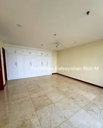 Property Simprug Indah - Kebayoran Lama 11 ~blog/2025/5/14/disewakan_apartemen_simprug_indah__kebayoran_lama_lokasi_strategis_mudah_di_aksesluas_155_m_ada_balkon3_kamar_tidur2_kamar_mandiruang_keluargaruang_makandapur1_kamar_art1_kamar_mandi_artruang_jemurinformasi_le_3