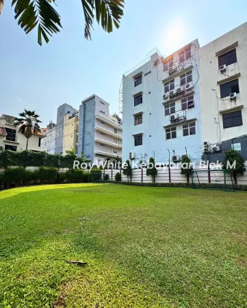Property Simprug Indah - Kebayoran Lama 5 ~blog/2025/5/14/disewakan_apartemen_simprug_indah__kebayoran_lama_lokasi_strategis_mudah_di_aksesluas_155_m_ada_balkon3_kamar_tidur2_kamar_mandiruang_keluargaruang_makandapur1_kamar_art1_kamar_mandi_artruang_jemurinformasi_le_9