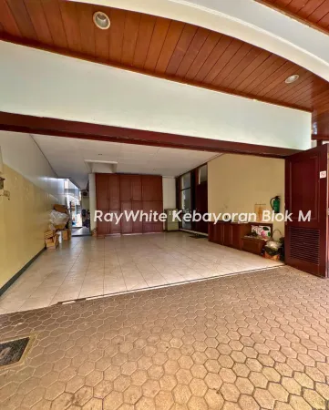 Property Pondok Indah 4 ~blog/2025/5/19/dijual_rumah_lokasi_tenang_lokasi_mudah_di_akses_pondok_indah__jakarta_selatanbangunan__2_lantailuas_tanah_515_m_luas_bangunan__700_m_kamar_tidur__5kamar_mandi__3garasi__2_mobilcarport__2_mobilruang_12
