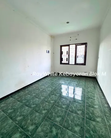 Property Fatmawati  6 ~blog/2025/5/21/dijual_rumah_dekat_fatmawati_raya_fatmawati_gandaria_utarashmlt__283_m_lb__500_m_4_kamar_tidur_4_kamar_mandiruang_tamuruang_keluargaruang_makandapur_bersih_dapur_kotor2_kamar_art_garasi_1_mobilcarport_1_mobil_9