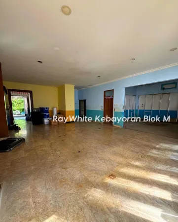 Property Kebayoran Baru 7 ~blog/2025/5/21/dijual_rumah_lingkungan_tenang_lokasi_strategis_kebayoran_baru__jakarta_selatanluas_tanah_450_mluas_bangunan_500_m_kamar_tidur_4_1kamar_mandi_3_1kolam_renanginformasi_lebih_lanjut_bernhard_0811_96_40_47san_4