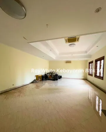 Property Kebayoran Baru 8 ~blog/2025/6/26/dijual_rumah_dengan_lokasi_tenang_lingkungan_asri_di_kebayoran_baru_jakarta_selatan_lokasi_tenang_bebas_banjirspesifikasi___luas_tanah_560_m_luas_bangunan_600_m_4_kamar_tidur_dengan_4_kamar_mandi_di_dala_5