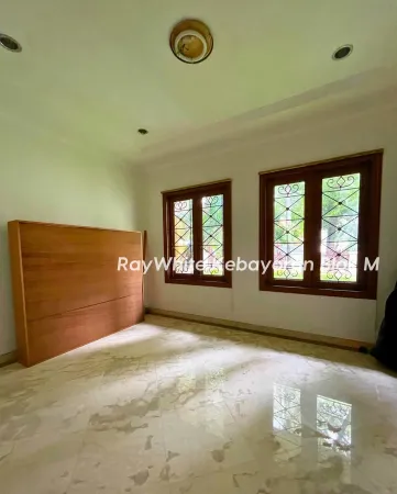 Property Kebayoran Baru 5 ~blog/2025/6/26/dijual_rumah_dengan_lokasi_tenang_lingkungan_asri_di_kebayoran_baru_jakarta_selatan_lokasi_tenang_bebas_banjirspesifikasi___luas_tanah_560_m_luas_bangunan_600_m_4_kamar_tidur_dengan_4_kamar_mandi_di_dala_8