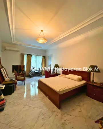 Property Kebayoran Baru 4 ~blog/2025/6/26/dijual_rumah_mewah_lokasi_strategis_kebayoran_baru__jakarta_selatanbangunan_2_lantailt_850_m_lb_1000_m_5_kamar_tidur4_kamar_mandi_fasilitas__garasi_2_mobilcarport_5_mobilpos_satpam2_kamar_art_1_kminformas_10