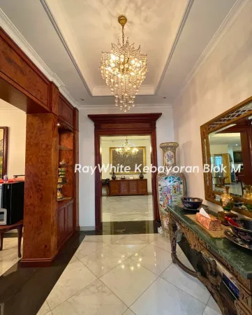 Property Kebayoran Baru 13 ~blog/2025/6/26/dijual_rumah_mewah_lokasi_strategis_kebayoran_baru__jakarta_selatanbangunan_2_lantailt_850_m_lb_1000_m_5_kamar_tidur4_kamar_mandi_fasilitas__garasi_2_mobilcarport_5_mobilpos_satpam2_kamar_art_1_kminformasi_1