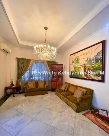 Property Kebayoran Baru 12 ~blog/2025/6/26/dijual_rumah_mewah_lokasi_strategis_kebayoran_baru__jakarta_selatanbangunan_2_lantailt_850_m_lb_1000_m_5_kamar_tidur4_kamar_mandi_fasilitas__garasi_2_mobilcarport_5_mobilpos_satpam2_kamar_art_1_kminformasi_2