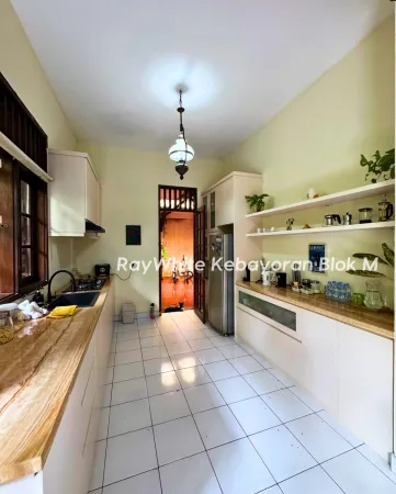 Property Cilandak 7 ~blog/2025/6/30/dijual_rumah_lama_terawat_cilandak__fatmawati_jakarta_selatanluas_tanah_435_m_luas_bangunan_300_m_bangunan_1_lantaikamar_tidur_4kamar_mandi_3kamar_tidur_pembantu_kamar_mandi_pembantu_halaman_depan_luasdap_7
