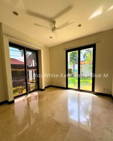 Property Cilandak 8 ~blog/2025/6/30/dijual_rumah_mewah_siap_hunicilandak__jakarta_selatanluas_tanah_685_m_luas_bangunan_257_mlantai_1_kamar_tidur_2kamar_mandi_1powder_room_1dapur_bersih_dan_kotorkolam_renangtaman_depan_dan_blakanggarasi_2ca_5