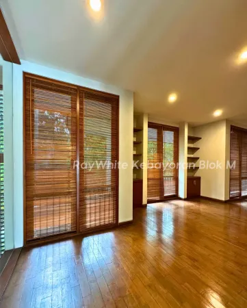 Property Kebayoran Baru 6 ~blog/2025/6/30/dijual_rumah_modern_minimalis_siap_hunikebayoran_baru_jakarta_selatanjalan_mudah_di_aksesbebas_banjirluas_tanah_410_mluas_bangunan_400_mkamar_tidur_3kamar_mandi_3kamar_kerjaruang_tamuruang_makankolam_rena_36