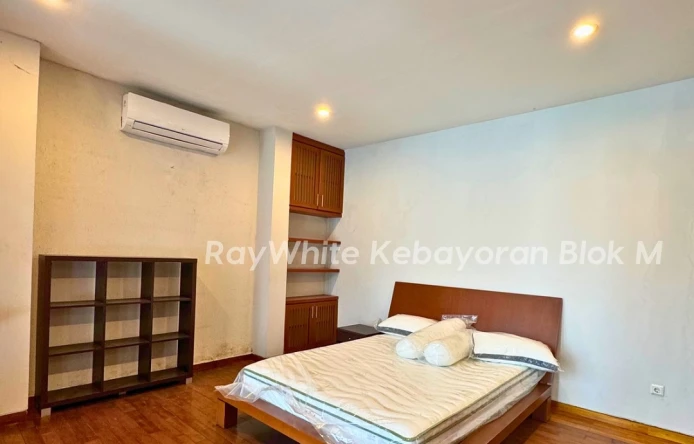 Kebayoran Baru 4