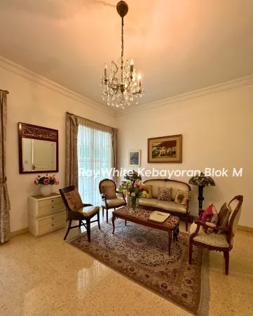 Property Simprug Golf  4 ~blog/2025/7/1/dijual_rumah_mewah_siap_huni_di_simprug_golf_kebayoran_lama_jakarta_selatan_spesifikasi_luas_tanah_900_m_luas_bangunan_700_m_kamar_tidur_5kamar_mandi_5ruang_tamu_3ruang_makan_2ruang_keluarga_2ruang_belajar_11