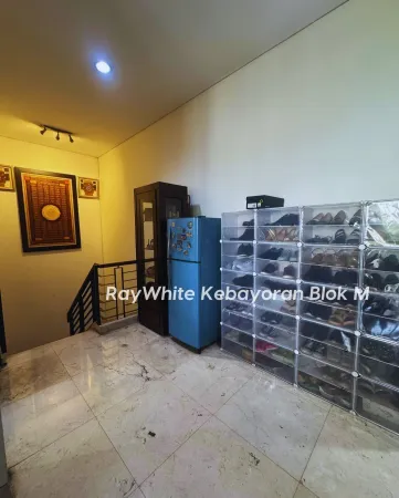 Property Pondok Indah 4 ~blog/2025/7/1/dijual_rumah_pondok_indah_jakarta_selatanhunian_nyaman_di_kawasan_elit_pondok_indah_lokasi_strategis_akses_mudah_ke_pusat_perbelanjaan_sekolah_internasional_dan_tol_spesifikasi_properti_bangunan_2_lant_7