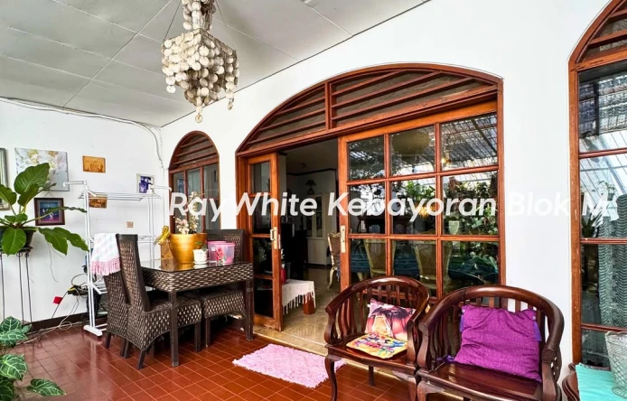 Pondok Indah 8