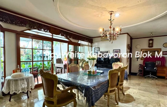 Pondok Indah 10
