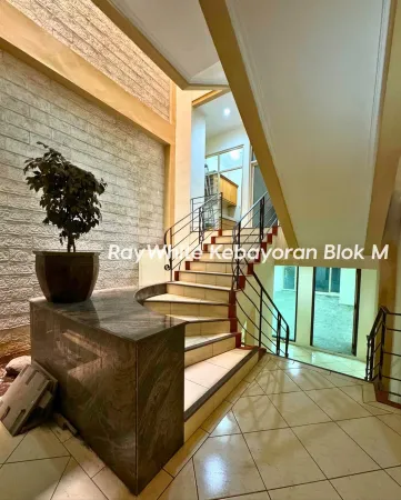 Property Kebayoran Baru 15 ~dl/2025/12/10/dijual_gedung_kantor_5_lantai_lokasi_strategis_kebayoran_baru__jakarta_selatanluas_tanah_136_1