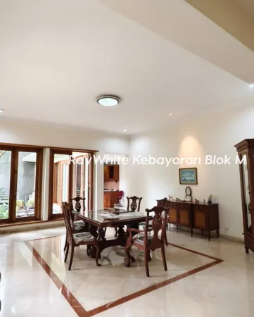 Property Kemang 5 ~dl/2025/12/11/snapinsta_to_598544474_17927247366172958_2046984104382122532_n