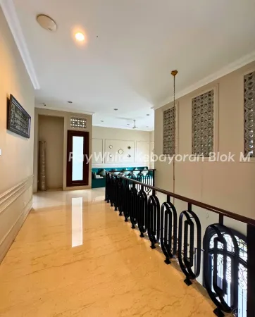 Property Kebayoran Baru 6 ~dl/2026/1/28/snapinsta_to_619218463_17931768744172958_6035399508146613184_n