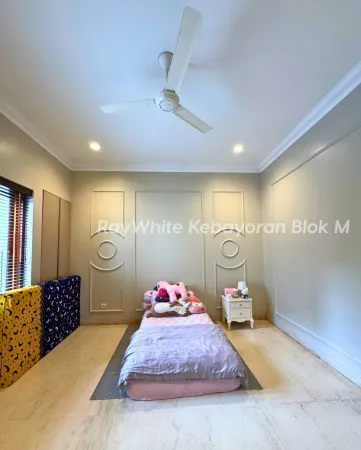Property Kebayoran Baru 4 ~dl/2026/1/28/snapinsta_to_619444213_17931768759172958_751063594787264483_n