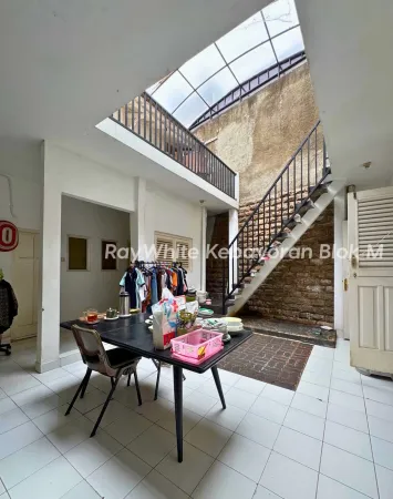 Property Kebayoran Baru 5 ~dl/2026/1/28/snapinsta_to_622577385_17932501674172958_1507910397536513974_n