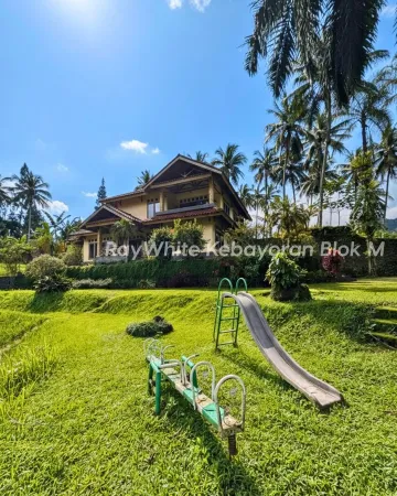 Property Cisarua - Bogor 13 ~dl/2026/3/5/dijual_villa_cantik_dengan_pemandangan_bagus_cisarua_bogor_jawa_baratrumah_utamalantai_1_kam_12