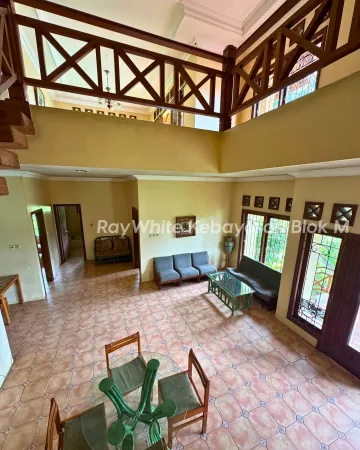 Property Cisarua - Bogor 6 ~dl/2026/3/5/dijual_villa_cantik_dengan_pemandangan_bagus_cisarua_bogor_jawa_baratrumah_utamalantai_1_kam_5