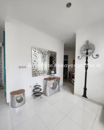 Property Mampang Prapatan 3 ~dl/2026/5/22/dijual_rumah_layak_huni_di_kompleks_eklusif_mampang_prapatan__jakarta_selatanrumah_2_lantailt_2