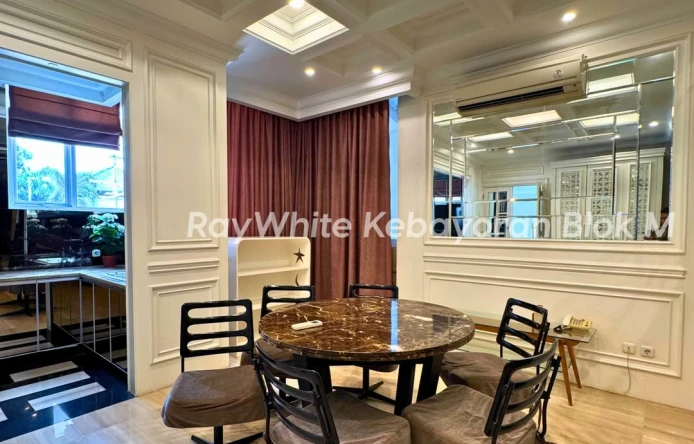 Pondok Indah 8