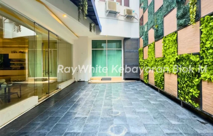 Pondok Indah 10