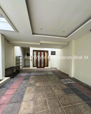 Property Kebayoran Baru 2 ~dl/2026/5/22/dijualrumah_tinggal_prime_areakebayoran_baru_jakarta_selatanluas_tanah__121_m_luas_bangunan_1