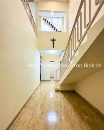 Property Kebayoran Baru 4 ~dl/2026/5/22/dijualrumah_tinggal_prime_areakebayoran_baru_jakarta_selatanluas_tanah__121_m_luas_bangunan_3