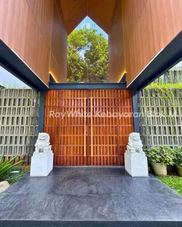 Property Kebayoran Baru 2 ~dl/2026/5/4/dijualrumah_baru_siap_hunihunian_prestisius_di_jantung_jakarta_selatan_brand_new_house_dengan_d_1